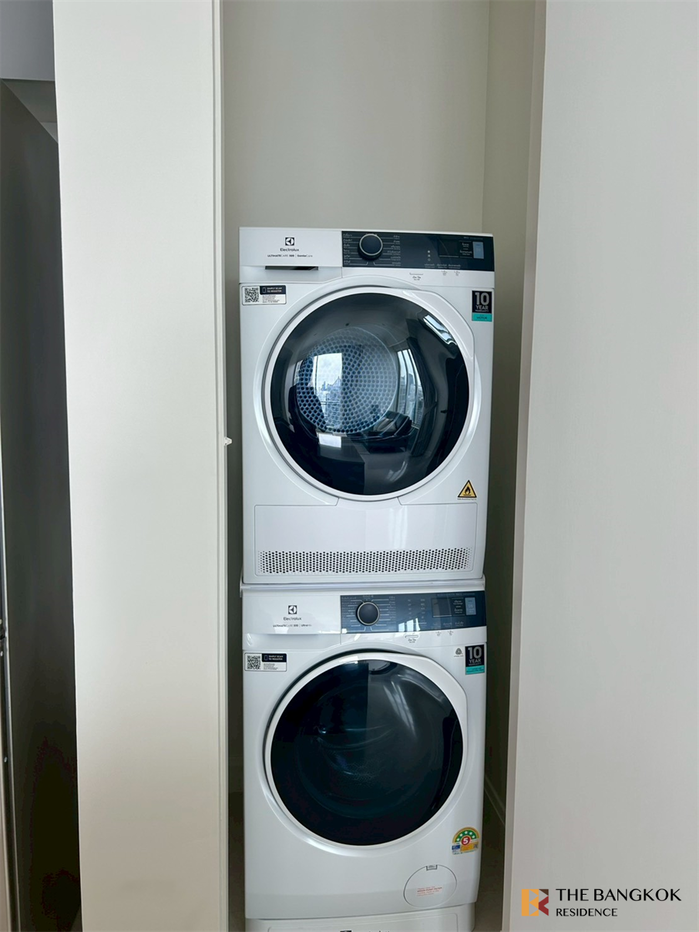 picture Luxury Unit, Ready for You Without the Wait Q Langsuan near BTS Ratchadamri - 6/10