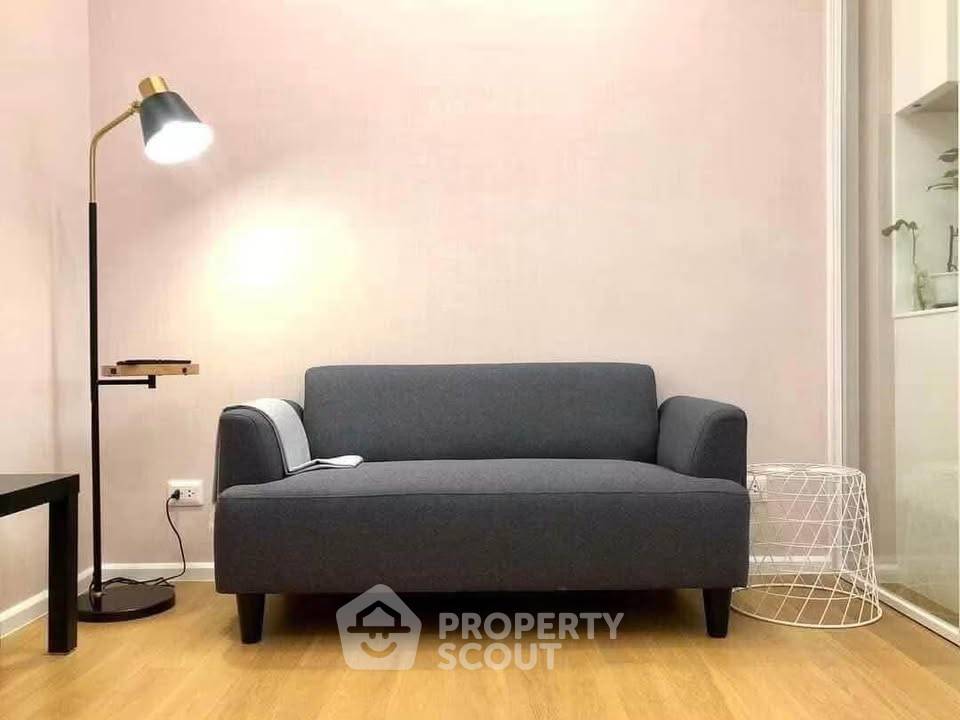 picture 1-BR Condo The Saint Residences, 29th Floor, 100m to MRT Phahon Yothin (ID 3139003) - 2/16