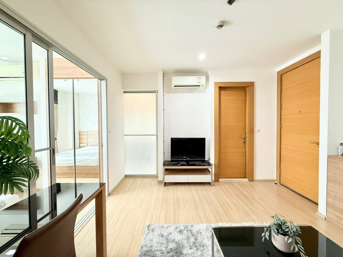 picture For Rent "𝐑𝐡𝐲𝐭𝐡𝐦 𝐑𝐚𝐭𝐜𝐡𝐚𝐝𝐚-𝐇𝐮𝐚𝐢𝐤𝐡𝐰𝐚𝐧𝐠"  1 Bedroom 36 Sq.m. High floor Near : MRT-Huaikhwang - 4/15