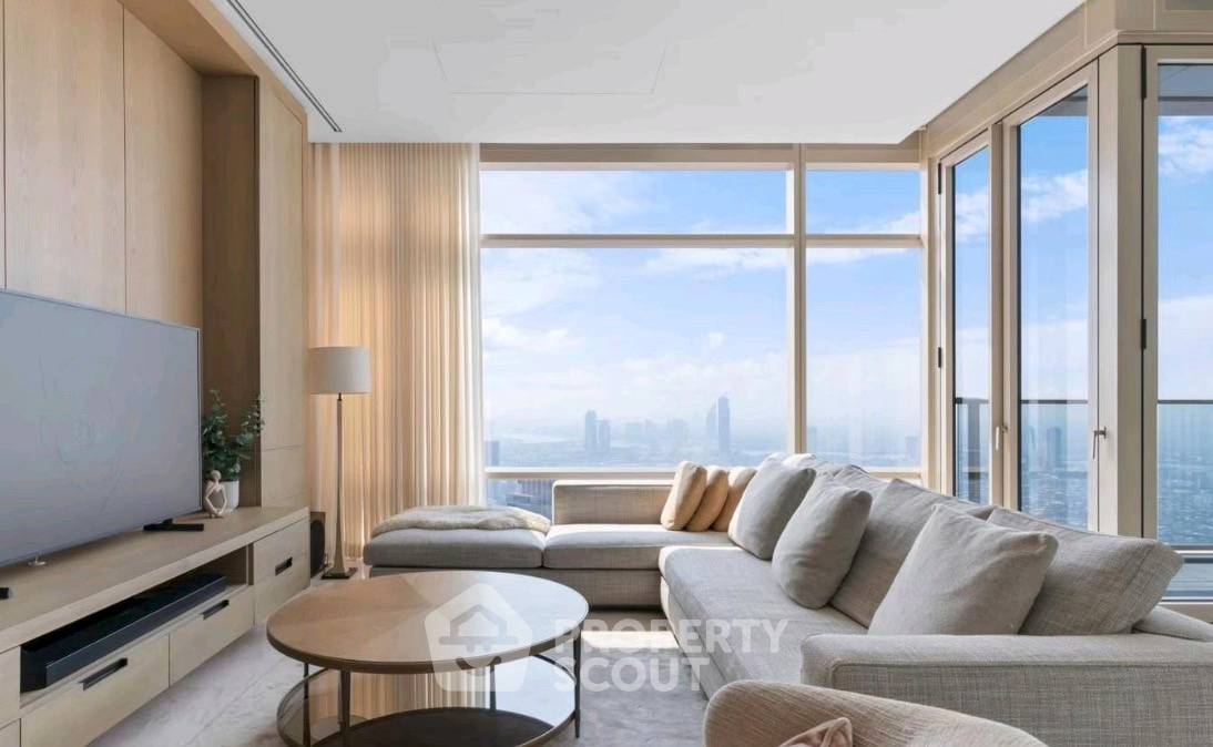 รูป คอนโดให้เช่า 2 ห้องนอน 125 ตร.ม. ที่ Four Seasons Private Residences Bangkok ใกล้ BTS สะพานตากสิน (ID 3135234) - รูปที่ 1/8