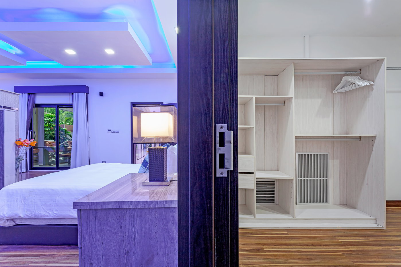 รูป Spacious Pool Villa for Sale Pratumnak Pattaya - รูปที่ 19/30