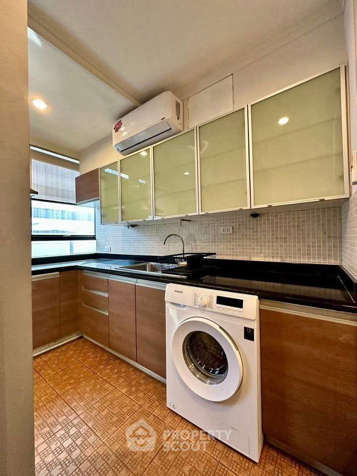 รูป คอนโดให้เช่า 2 ห้องนอน 135 ตร.ม. ที่ New House Condominium ใกล้ BTS ชิดลม 200 ม. (ID 3137482) - รูปที่ 3/12