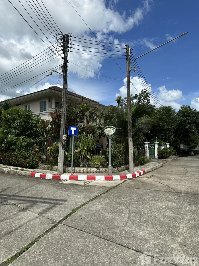 รูป บ้านเดี่ยวแปลงหัวมุม ติดกับทะเล มีพื้นที่รอบบ้านกว้างขวาง 6631038 - รูปที่ 3/5