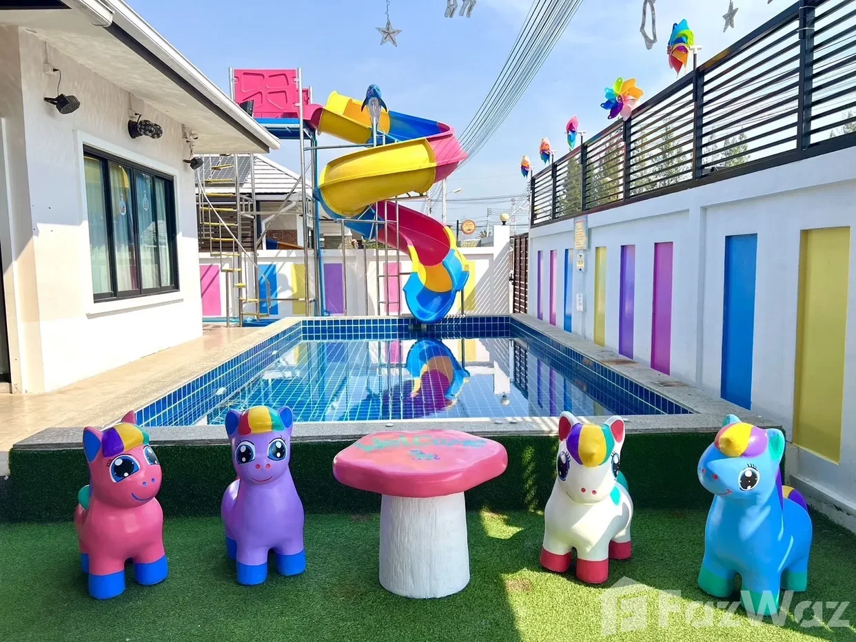 picture pool villa for rent 1938060 - 3/10