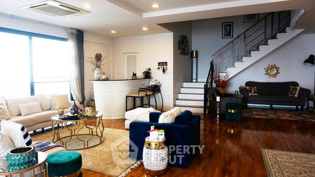 รูป เพ็ทได้ 5 ห้องนอน ขนาด 380 ตร.ม. ชั้นสูง 31 President Park Condominium ใกล้ MRT ศูนย์สิริกิติ์ (ID 1523506) - รูปที่ 1/50
