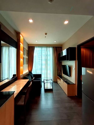 Condos for rent : For Rent Condo EDGE SUKHUMVIT 23, Floor 9,1 bed room, Room size 31 sqm