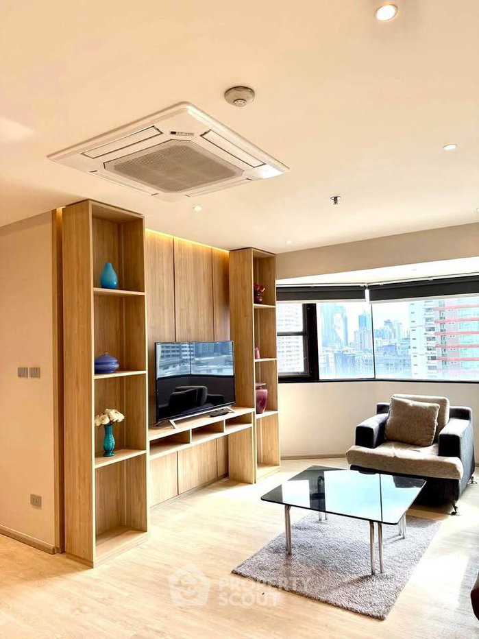 picture 2-BR Condo 135 Sqm Near BTS Phrom Phong, Baan Suanpetch (ID 3135066) - 8/8