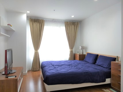 รูปภาพ P-55420 เปิดให้เช่า ราคาคุ้มค่า Condo One X Sukhumvit 26 1 นอน 52 ตร.ม. ชั้น 11 วิวสวน ใกล้ BTS พร้อมพงษ์ Line ID: @easythaihome 085-592-2897