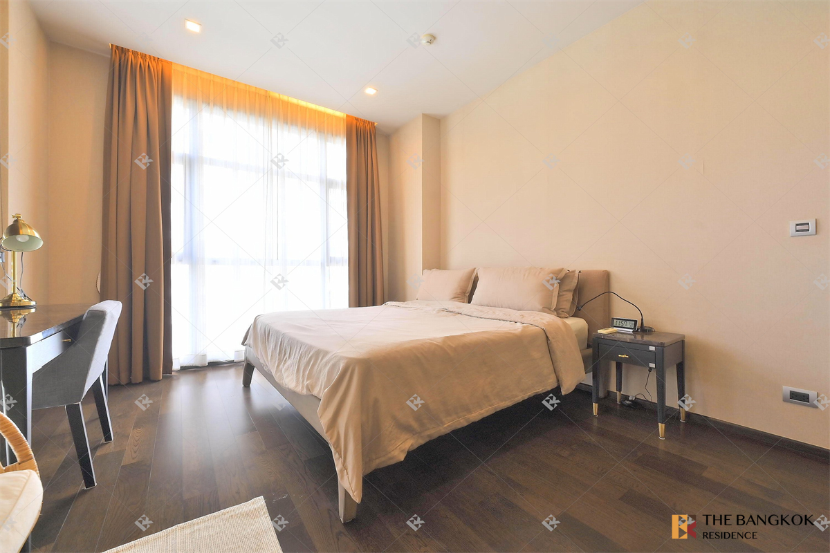 picture The XXXIX near BTS Phrom Phong Unit Priced Below Market - 2/10