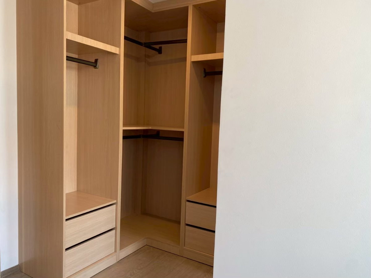 picture Condo for rent near the MRT Yellow Line. - 9/17