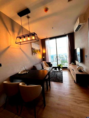 Condos for rent : Noble Around                    Ari 