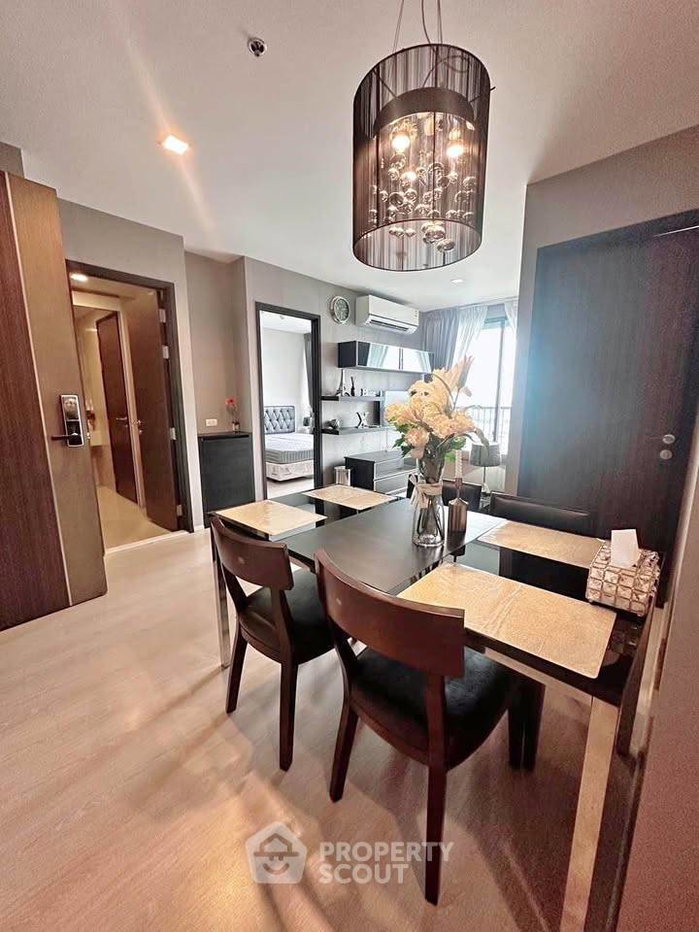 รูป ราคาน่าสนใจ คอนโด 2 ห้องนอน 51 ตร.ม. Rhythm สุขุมวิท 44/1 ห่าง BTS พระโขนง 70 ม. (ID 3134631) - รูปที่ 1/10