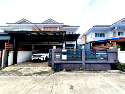 ขายบ้านแฝด : ขายถูกบ้าน 54.6 ตร.วา ม.ดับเบิ้ลยูโฟร์วิลเลจ ใกล้แยกบางสีทอง โลตัสนครอินทร์ 
