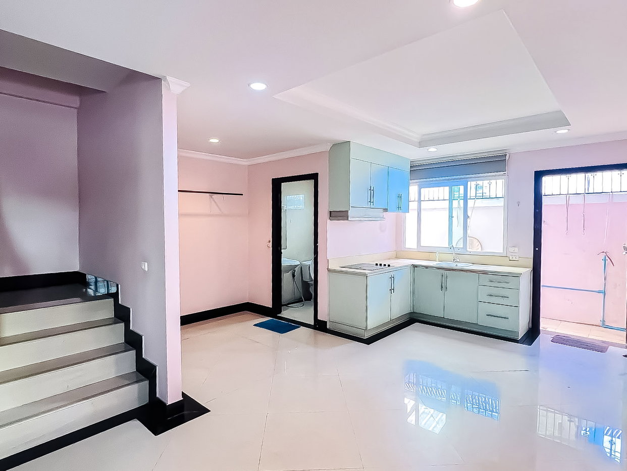 รูป Townhouse for Sale Thepprasit South Pattaya 2 Bed Corner Unit - รูปที่ 4/8