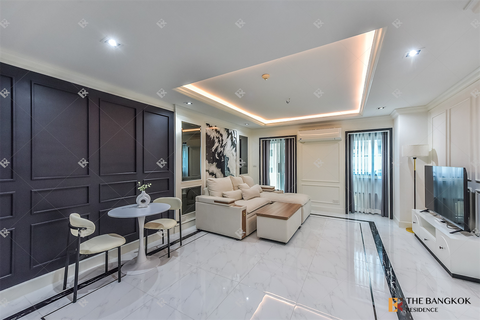 รูปภาพ Silom Terrace near BTS Sala Daeng Comfortable and Ready to Move-in