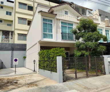 รูปภาพ ให้เช่า ทาวน์เฮาส์ โครงการ อินดี้ บางนา รามคำแหง2 GH613