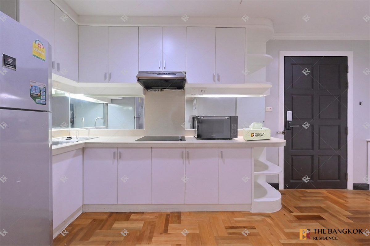 picture Baan Suanpetch near BTS Phrom Phong Hurry, big discount is ending! - 1/10