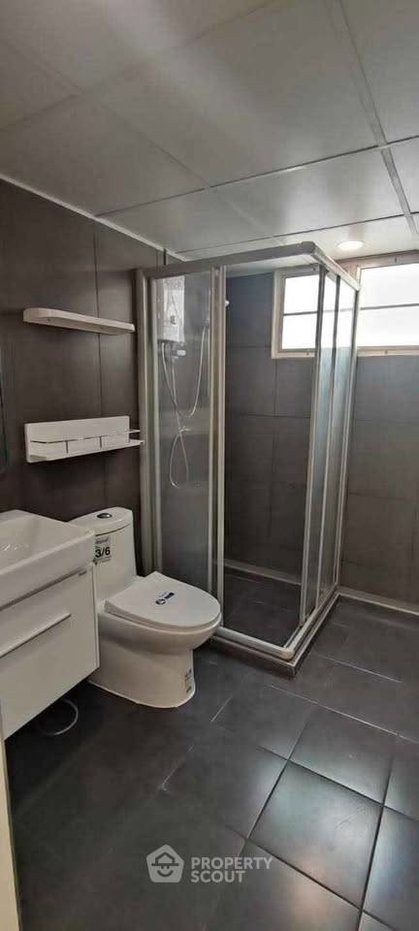 picture 2-BR Condo For Rent, Century Park Condominium, MRT Lat Phrao (ID 3120037) - 6/8