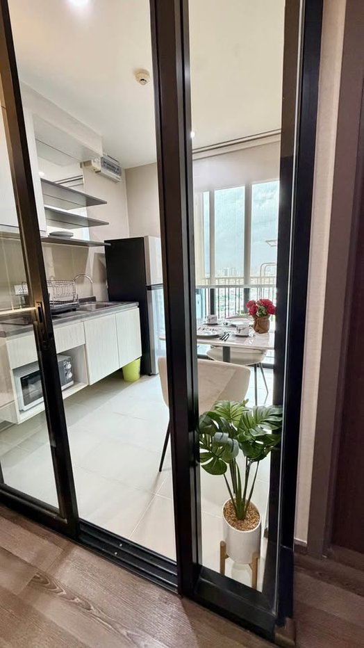 รูป 🔥 The Base Park West Sukhumvit 77 ห้องสวย ชั้น 27 ใกล้ BTS อ่อนนุช เพียง 16,500 บาท/เดือน พร้อมเข้าอยู่! 🏙️✨ - รูปที่ 3/11