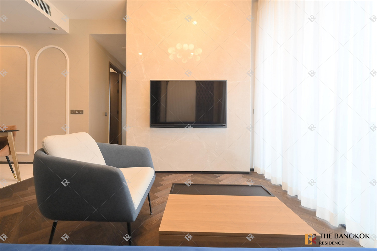 picture The Esse Sukhumvit 36 High-potential Location, Not as Expensive as You Think - 3/10