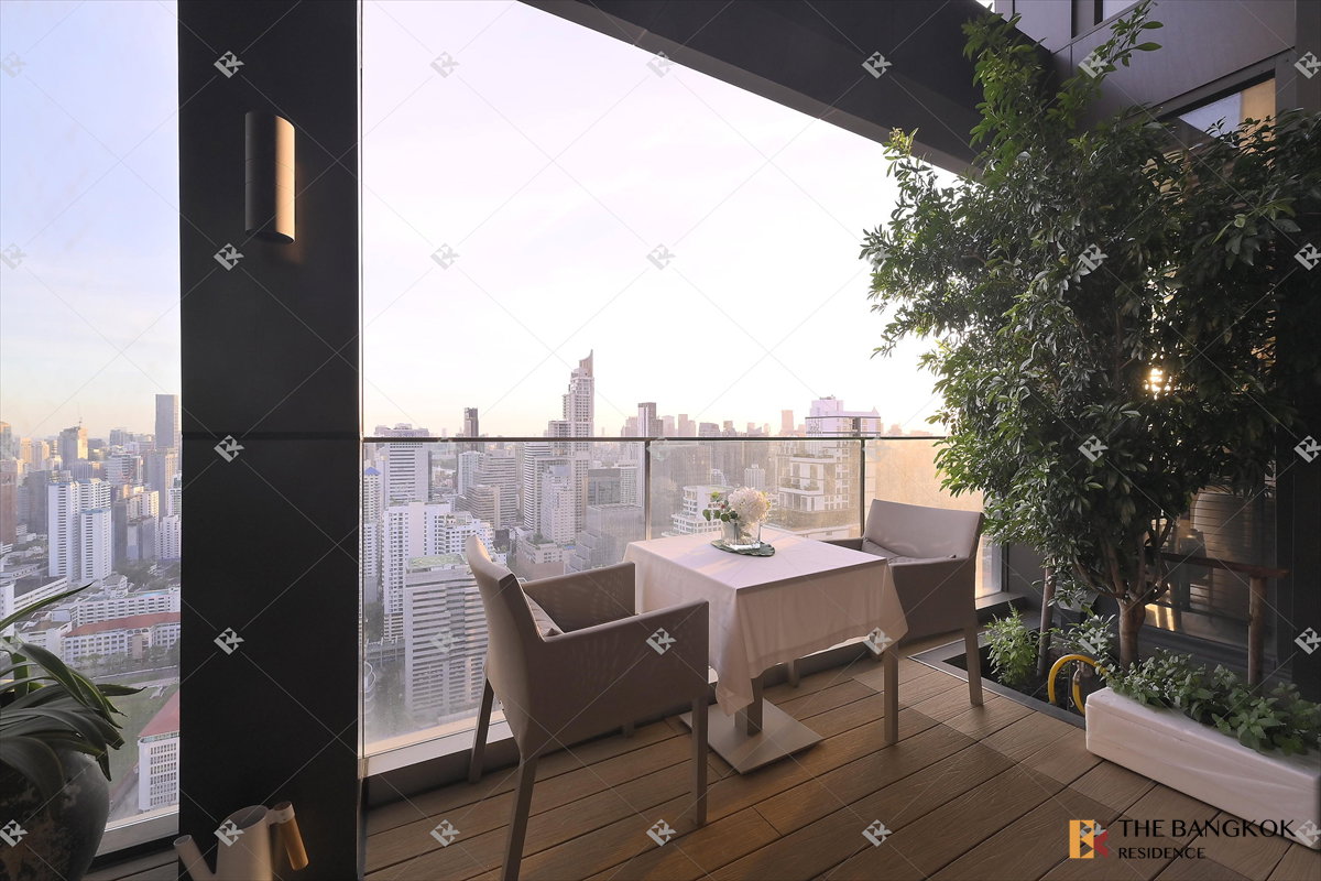 รูป 🌆 Iconic High-Floor Penthouse at The Esse at Singha Complex  - รูปที่ 26/30
