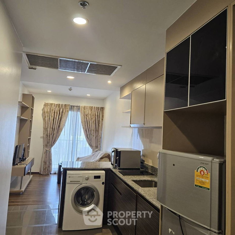 รูป คอนโด 1 ห้องนอน Onyx Phahonyothin ใกล้ BTS สะพานควาย 200 เมตร ชั้น 10 40 ตร.ม. (ID 2739807) - รูปที่ 4/6