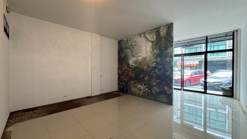 💢FOR RENT !!   📍Location :  Fifth Avenue