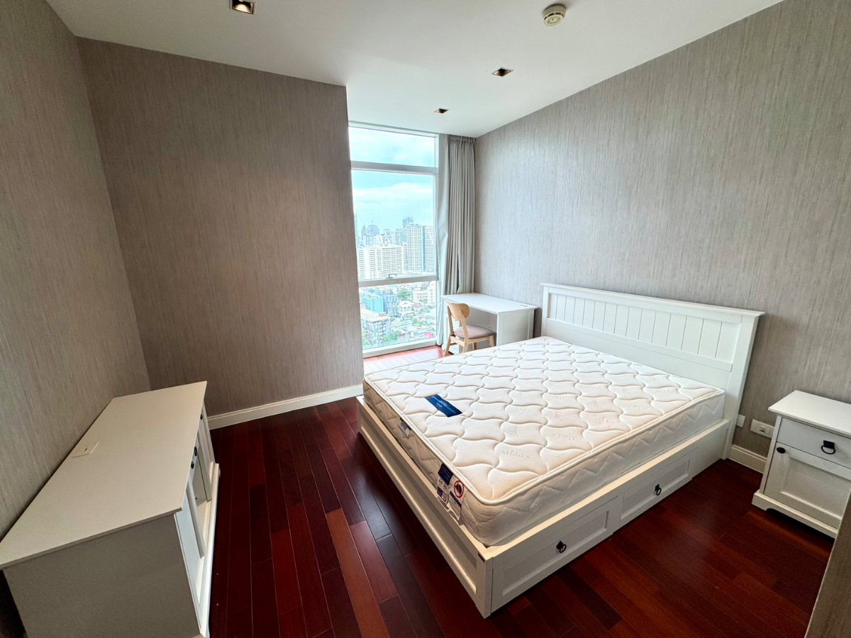 รูป Athenee residence. 3นอน 215ตรม. จอดรถได้2คัน Line id: @pfagent - รูปที่ 10/10