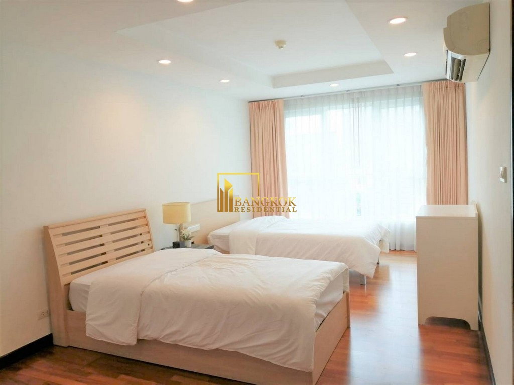 picture Avenue 61 | 3 Bedroom Condo in Ekkamai - BR17520CD - 13/22