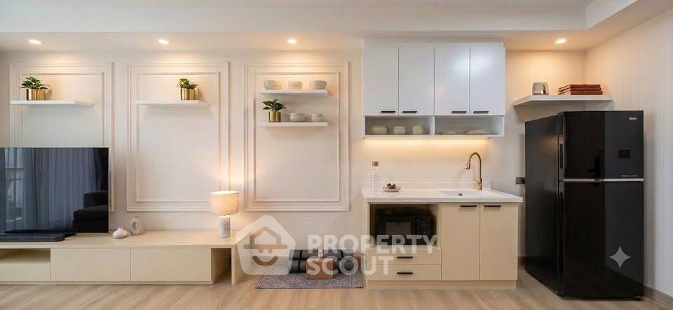 picture 1-BR Condo, 35 Sqm, A Space Asoke-Ratchada, Near MRT Phra Ram 9 (ID 3139976) - 2/5