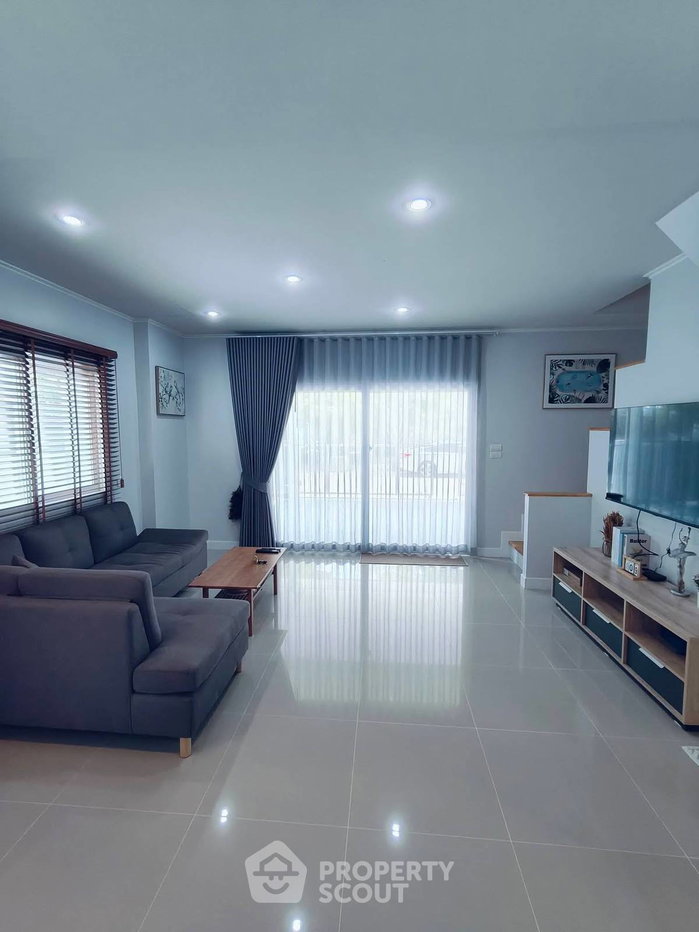 รูป คอนโด 3 ห้องนอน ให้เช่า Wyndham Jomtien Pattaya นาจอมเทียน (ID 3141334) - รูปที่ 15/35
