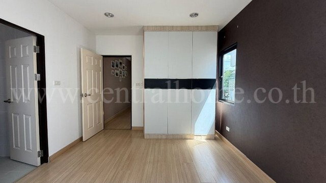 รูป ทาวน์โฮม 3 ชั้น เดอะ ซิมโฟนี่ นวมินทร์ 163 บ้านตัวอย่าง - รูปที่ 17/39