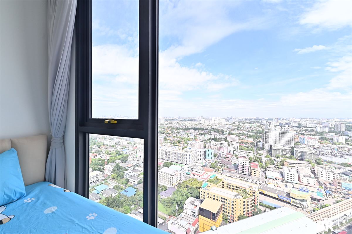 picture MAZARINE Ratchayothin near BTS Ratchayothin Move-in Ready, Just Bring Your Stuff - 4/10