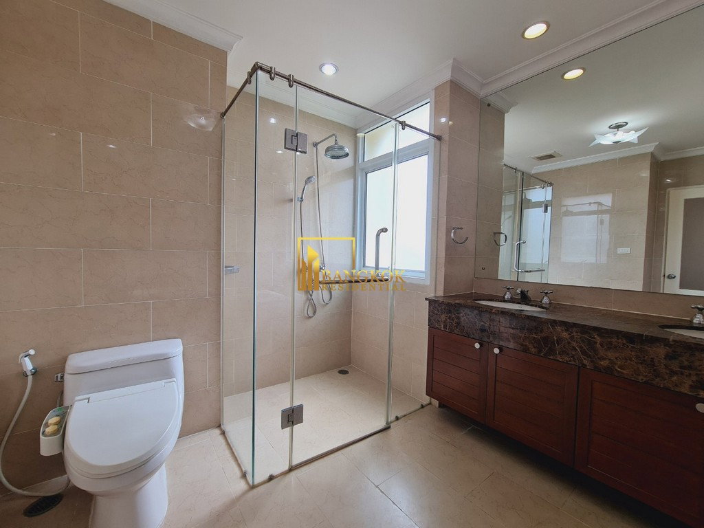 รูป The Cadogan Private Residence | Spacious 3 Bedroom Condo in Phrom Phong - BR4806CD - รูปที่ 26/36