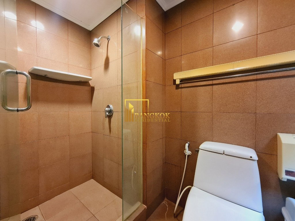 รูป Lake Avenue | Spacious 2 Bedroom Condo in Asoke With Private Terrace - BR10350CD - รูปที่ 17/26