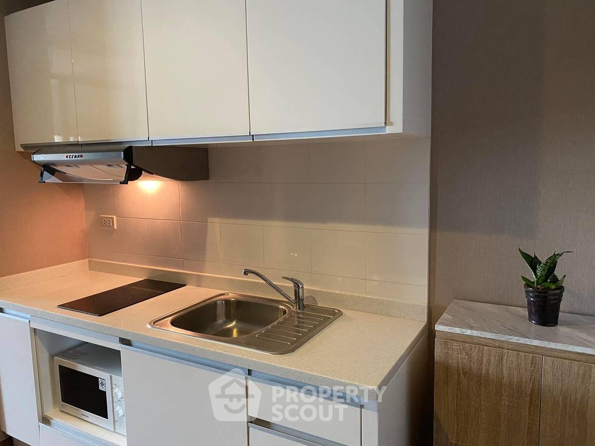 picture 1-BR Condo At Noble Remix, 54 Sqm, 100m to BTS Thong Lor (ID 1648939) - 2/4