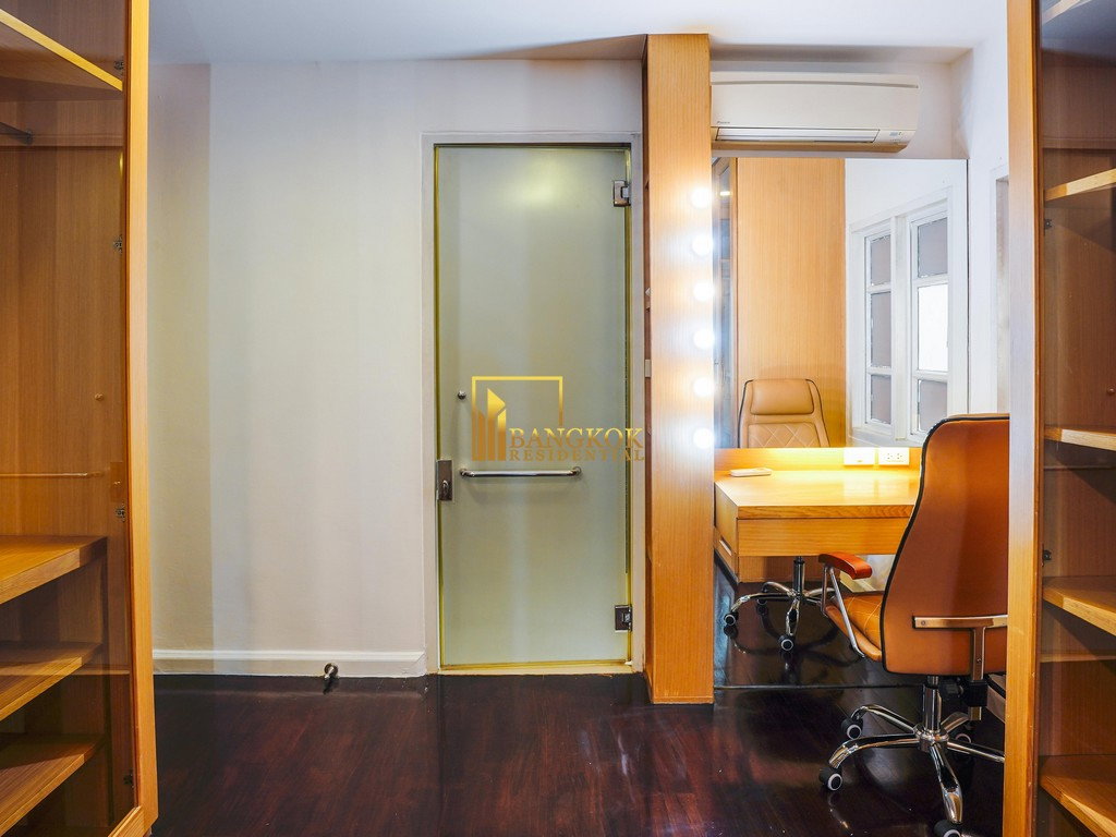 รูป Spacious 3 Bedroom Townhouse For Rent in Silom Area - BR8972TH - รูปที่ 18/27