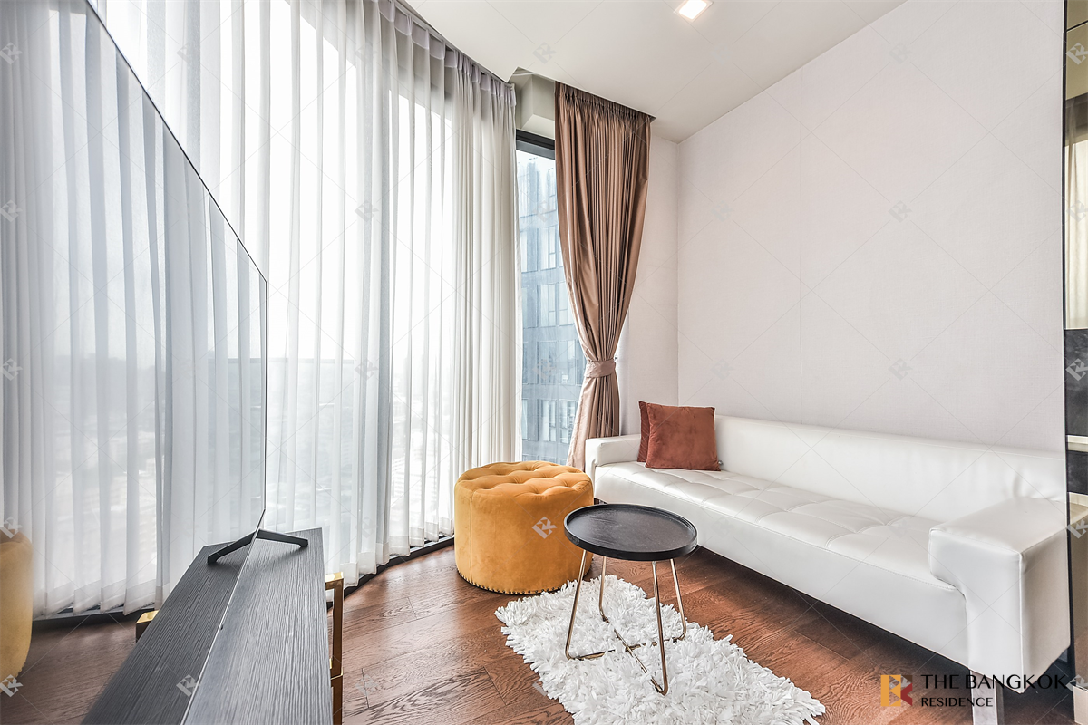 picture Special Unit, Great Value Ideo Q Victory near BTS Victory Monument - 1/10