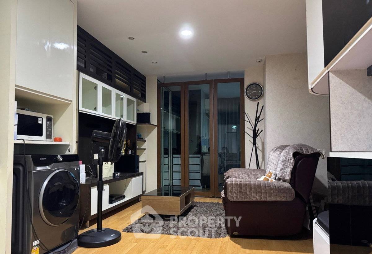 รูป คอนโด 1 ห้องนอน ที่ St. Louis Grand Terrace ห่าง BTS Saint Louis 200 ม. ชั้น 23 (ID 3141015) - รูปที่ 1/16
