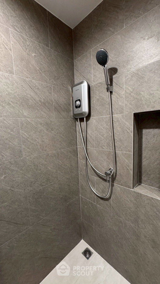 picture High-Floor 1-BR Condo 33 Sqm At The Livin Ramkhamhaeng (ID 2281427) - 6/8