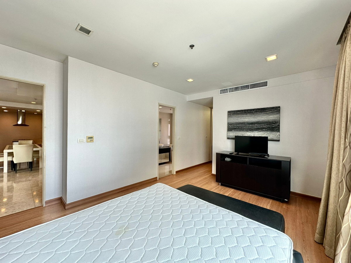 รูป Nusasiri Grand Condo | 3 Bedroom Linked to BTS Ekkamai - BR6220CD - รูปที่ 11/37