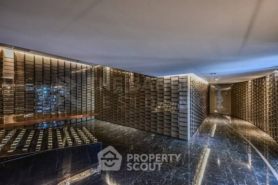 picture 1-BR Condo At Ideo Q Chula Samyan, 400m to MRT Sam Yan 📍 (ID 3122537) - 5/11