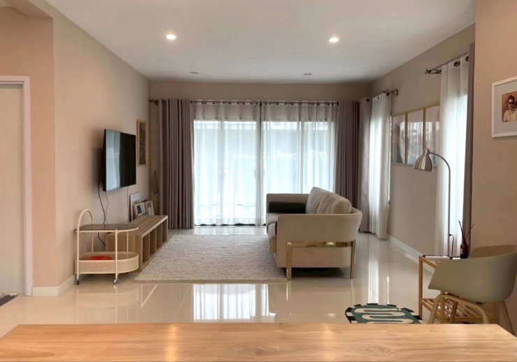 รูป ให้เช่าบ้านเดี่ยว ภัสสร บางนา–วงแหวน ใกล้ Mega Bangna | 3 ห้องนอน | พร้อมเข้าอยู่ | 50,000 บาท/เดือน - รูปที่ 3/16