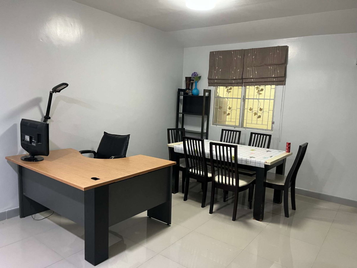 picture Townhome 3 bedrooms with furniture, 3 air conditioners, refrigerator, microwave oven, ready-made kitchen, dining table, work desk. - 7/16