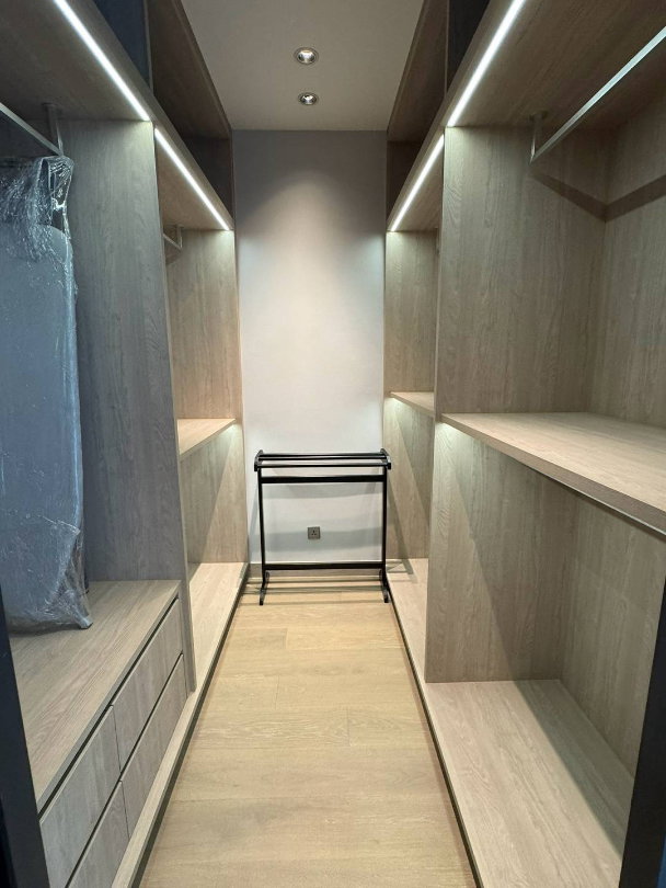 picture For rent Q1 Sukhumvit  Ready to move in - 9/14