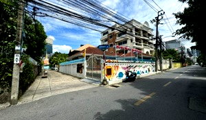 บ้านเดี่ยว โรงเรียนเซนต์แอนดรูส์อินเตอร์เนชันแนล กรุงเทพ : ขายบ้านเดี่ยว (เนื้อที่ 91 ตารางวา)  สุขุมวิท ซอย 65  เขตวัฒนา กทม