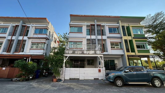 แกรนดิตี้ สุวรรณภูมิ ทาวน์โฮม 3 ชั้น หลังริม (ต่อรองได้ เจ้าของขายเอง)
