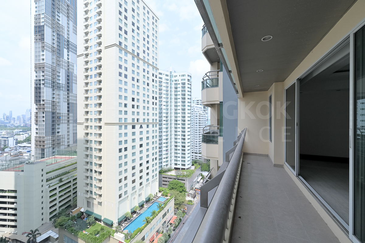 picture Ideal 24 Luxurious Design, Elevated Atmosphere - 3/10