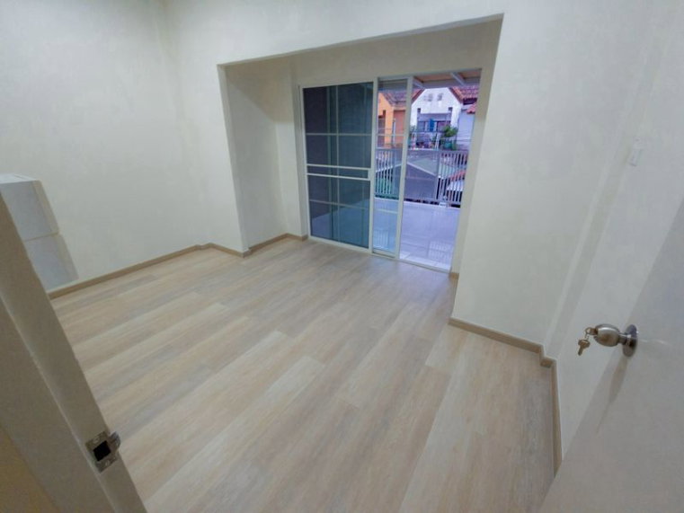 รูป ✨🏡 ขายทาวน์เฮ้าส์พร้อมอยู่ – จิตรณรงค์การ์เด้นเฮ้าส์ (ซอยบางกร่าง 60) ✨ - รูปที่ 10/13