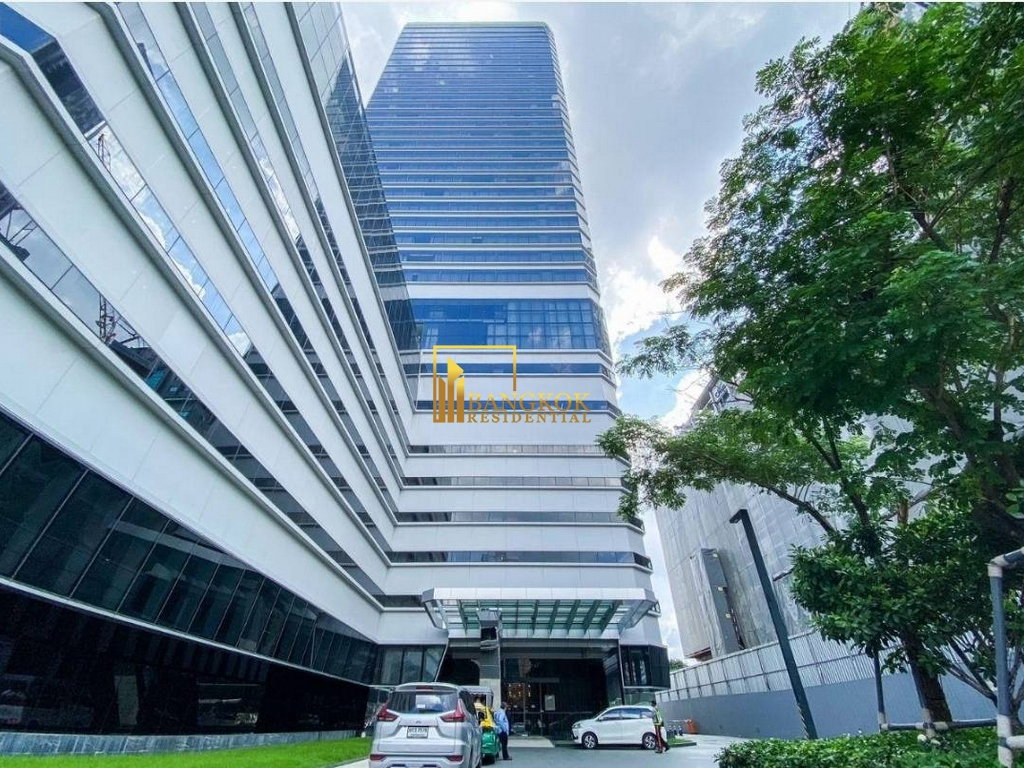 รูป Luxurious 2 Bedroom Serviced Apartment For Rent in Sathorn - BR30132SA - รูปที่ 31/31